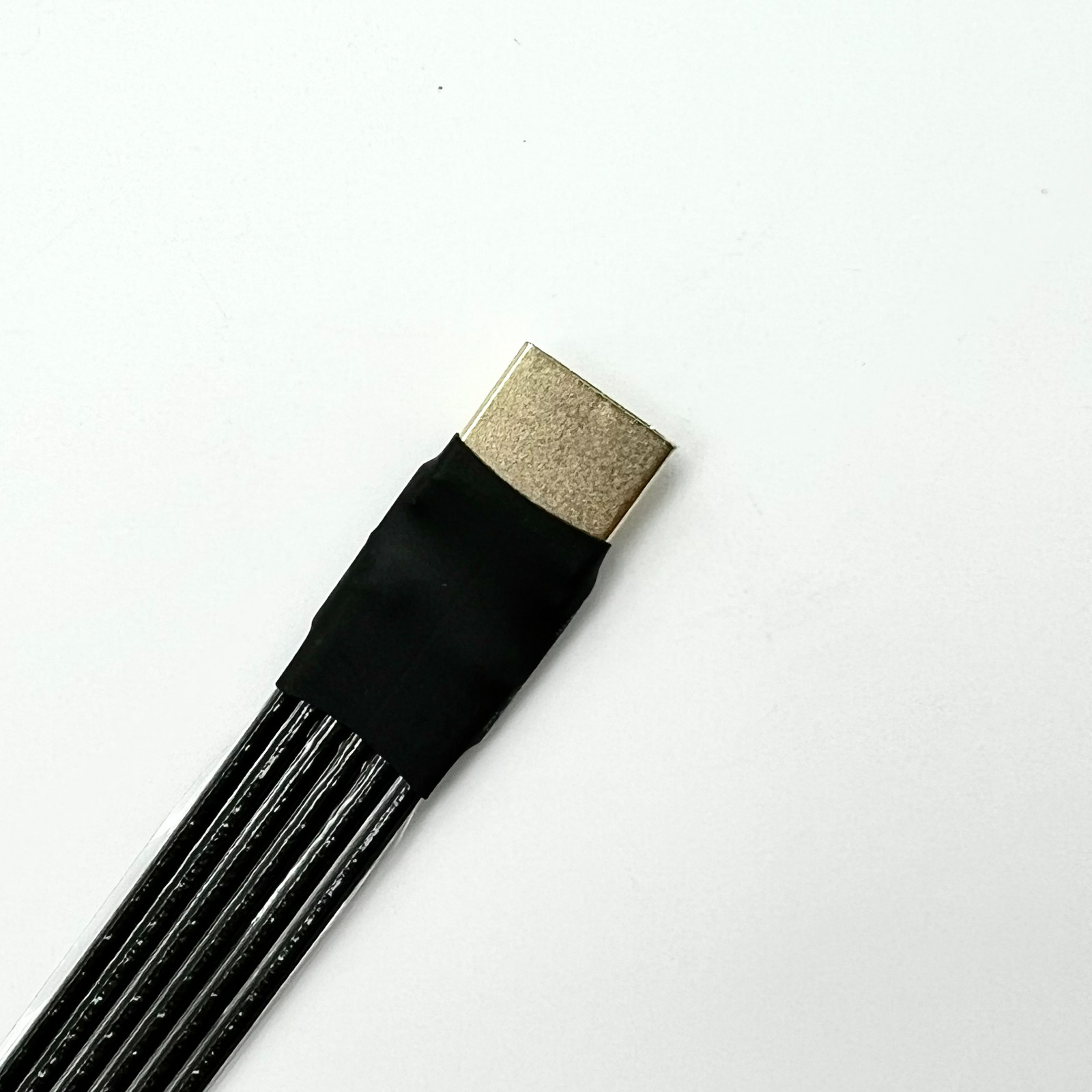 ADT Neues 24P HDMI-2.1 Typ A-A – Ribbon Microphone Bewertung und Preis